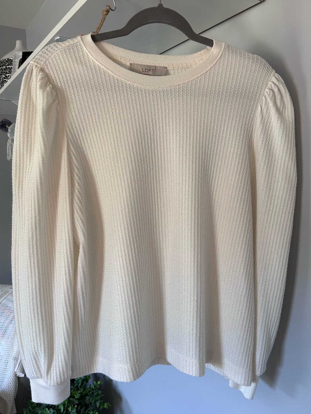 LOFT Cream Waffle-Knit Puff Sleeve Crew Neck Shirt
